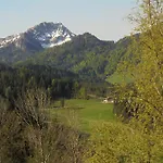 Ferienhaus Nussbaumer * Sibratsgfäll